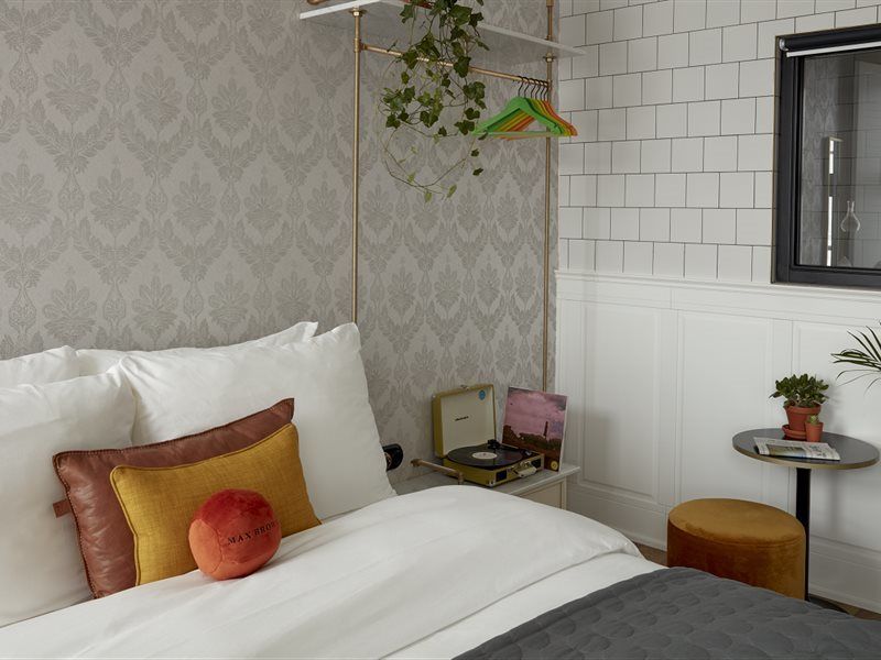 Hotel Max Brown Ku'damm, Part Of Sircle Collection 4*